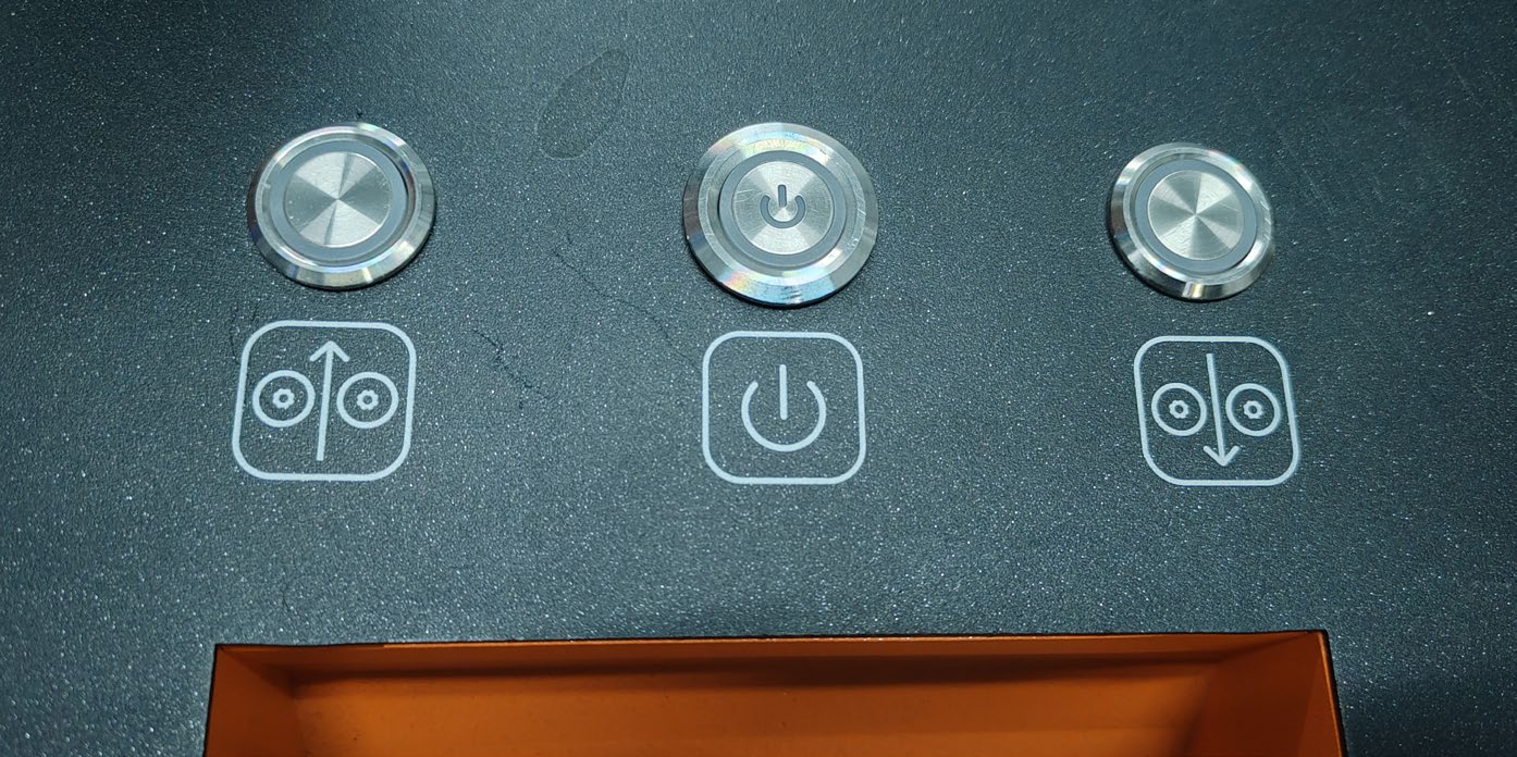 TD1 front panel buttons